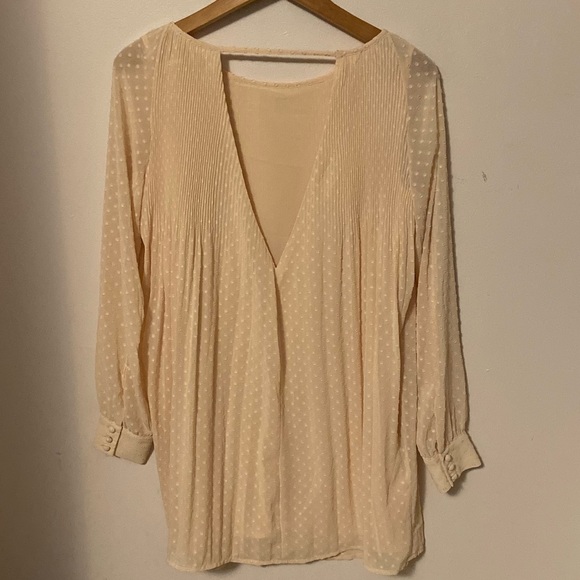 Never worn tunic/shirt - Picture 3 of 4